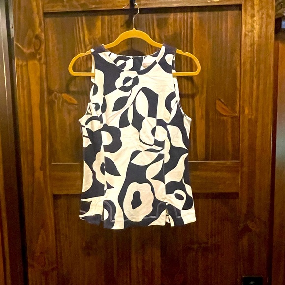 Banana Republic stretch ponte knit tight fit top size 10 w slight flared bottom - Picture 1 of 4